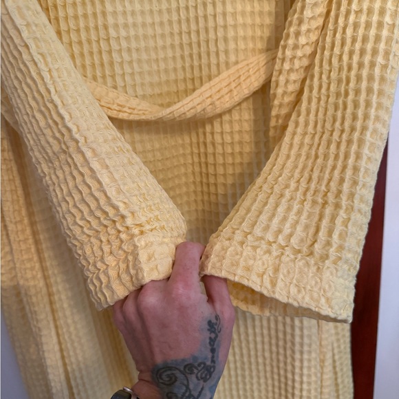 Yellow Waffle Knit Robe - Picture 3 of 4